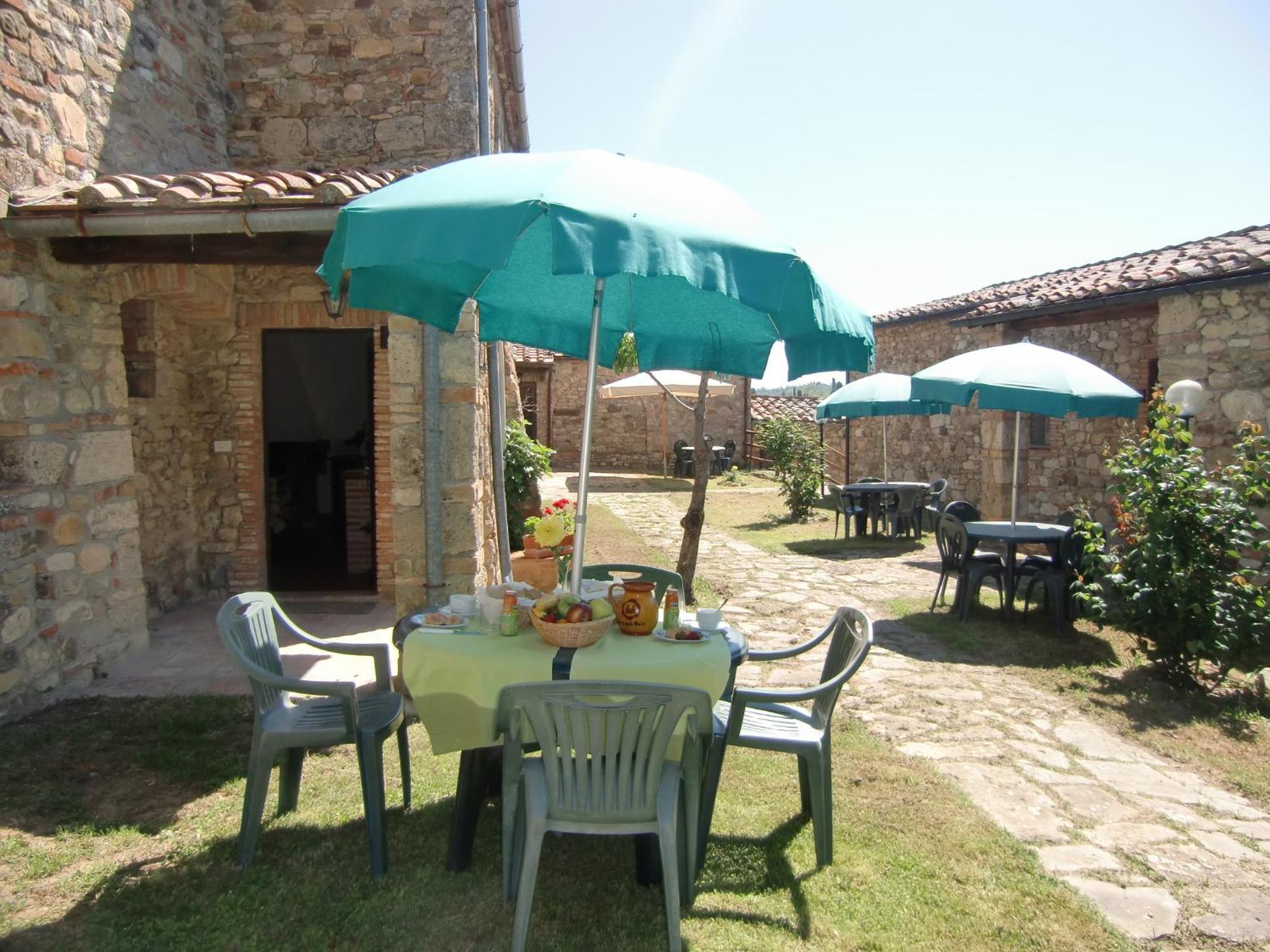 Agriturismo Il Torrione Lecchi Exterior foto